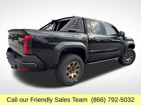 New 2025 Toyota Tacoma Trailhunter image 5