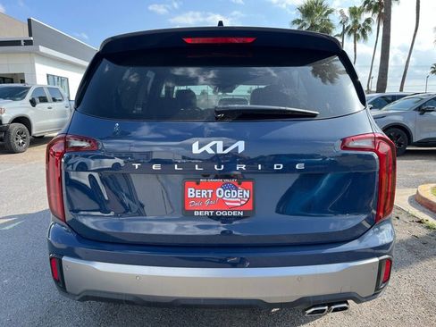 New 2025 Kia Telluride S image 6