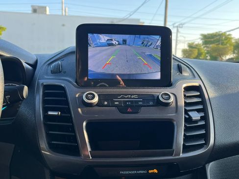 Used 2020 Ford Transit Connect XL image 13