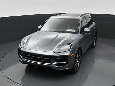 New 2026 Porsche Cayenne AWD/4WD image 29