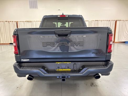 New 2026 RAM 1500 Express AWD/4WD image 7