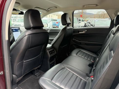 Used 2024 Ford Edge SEL image 19