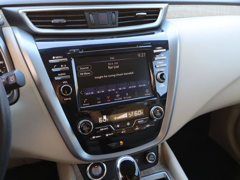 Used 2019 Nissan Murano SV FWD image 6