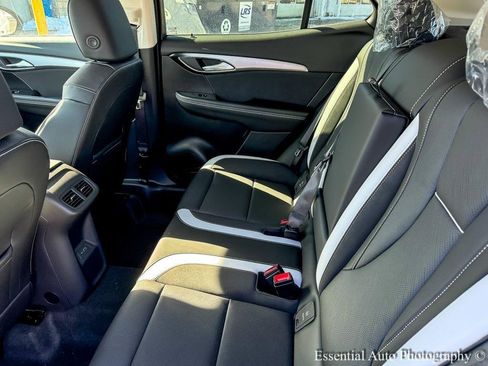 New 2025 Buick Envision Sport Touring image 10
