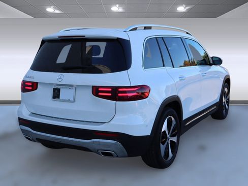 Used 2025 Mercedes-Benz GLB 250 image 5