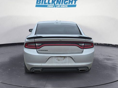 Used 2020 Dodge Charger SXT w/ Plus Group image 4