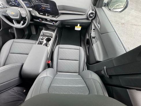 New 2026 Chevrolet Equinox LT w/ Convenience Package II image 42