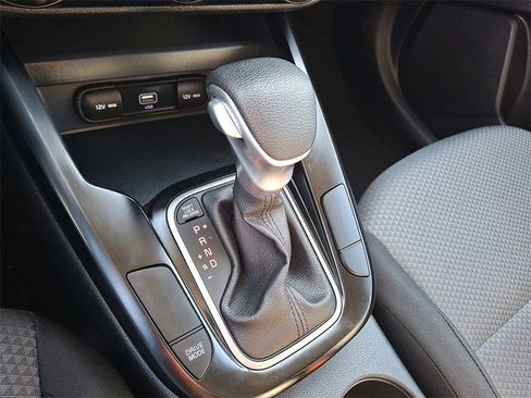 Certified 2021 Kia Soul LX image 4