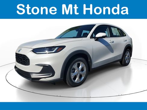 Used 2024 Honda HR-V LX image 3