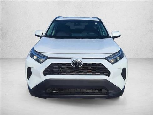Used 2024 Toyota RAV4 XLE w/ Convenience Package image 3