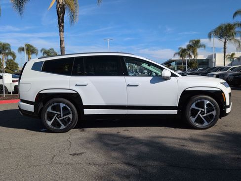 Used 2026 Hyundai Ioniq 9 Limited image 11