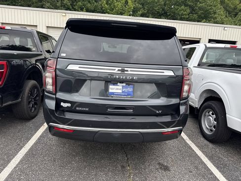 Used 2022 Chevrolet Tahoe LT w/ LT Signature Package AWD/4WD image 13