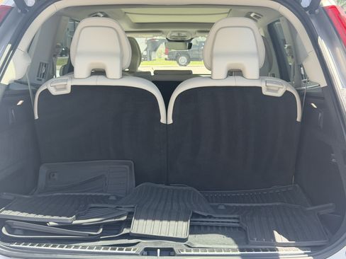 Certified 2023 Volvo XC90 B6 Plus w/ Protection Package AWD/4WD image 10