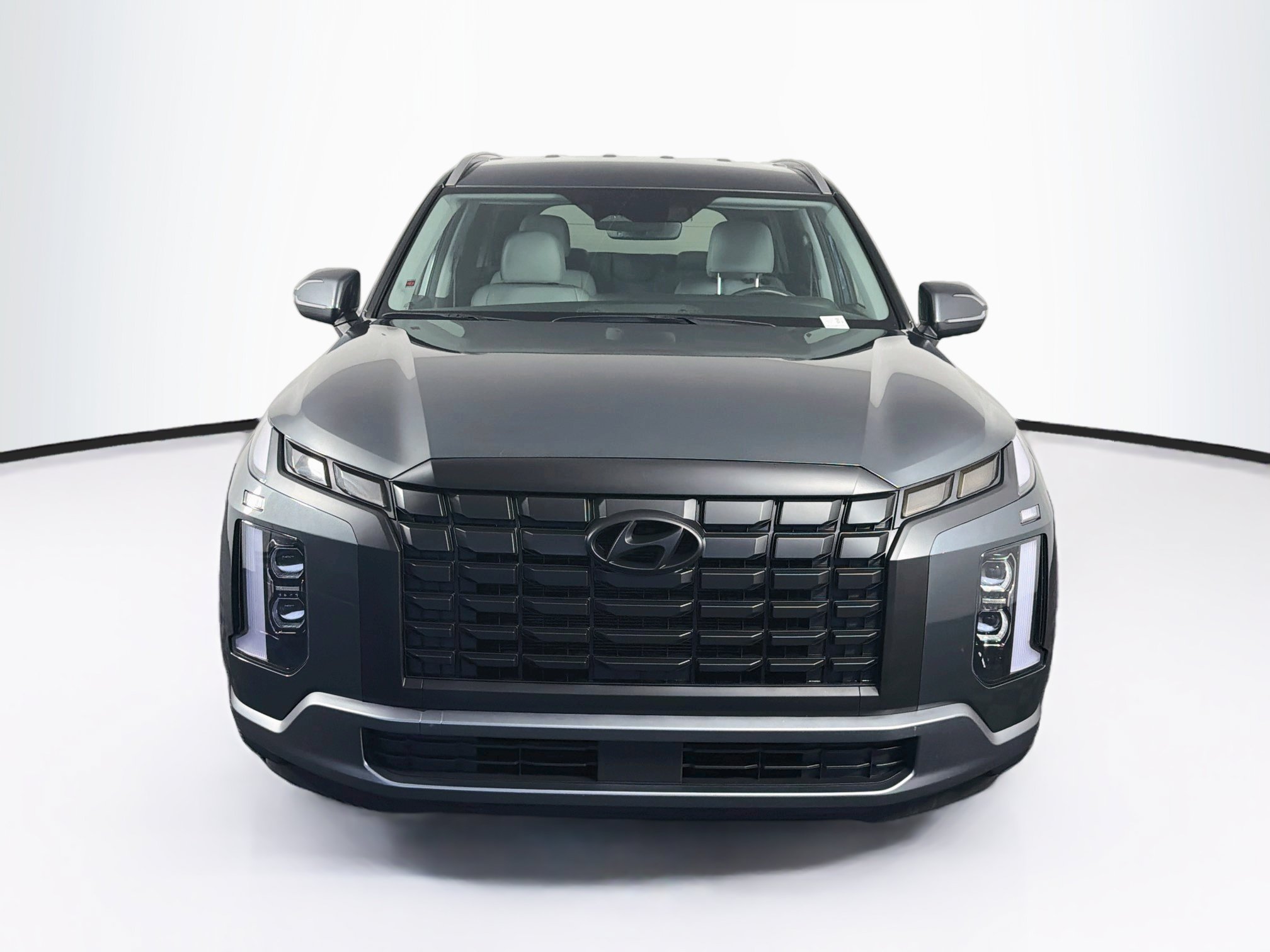 Used 2025 Hyundai Palisade SEL FWD image 2