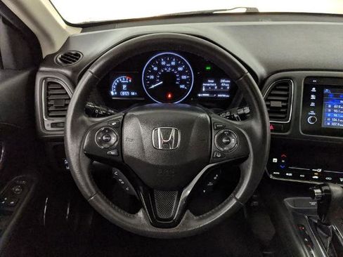 Used 2021 Honda HR-V EX-L image 10