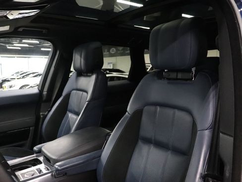 Used 2022 Land Rover Range Rover Sport HSE Dynamic image 11