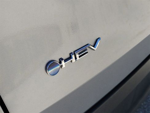 Used 2024 Toyota Grand Highlander XLE image 7