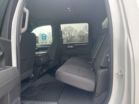 New 2026 Chevrolet Silverado 3500 LT image 11