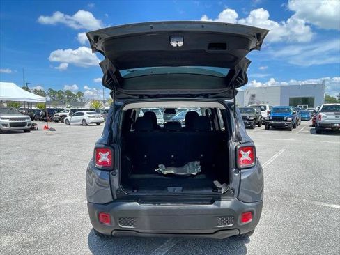 Certified 2022 Jeep Renegade Sport AWD/4WD image 41