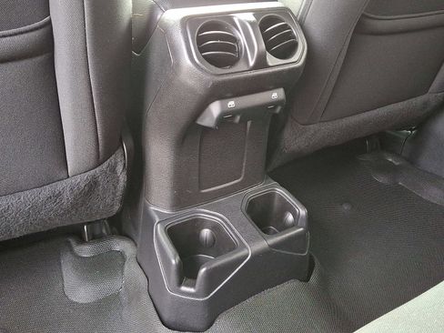 Used 2021 Jeep Wrangler Unlimited Sport image 13