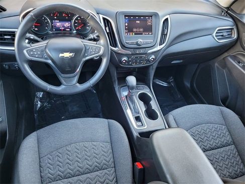 Used 2022 Chevrolet Equinox LT image 9