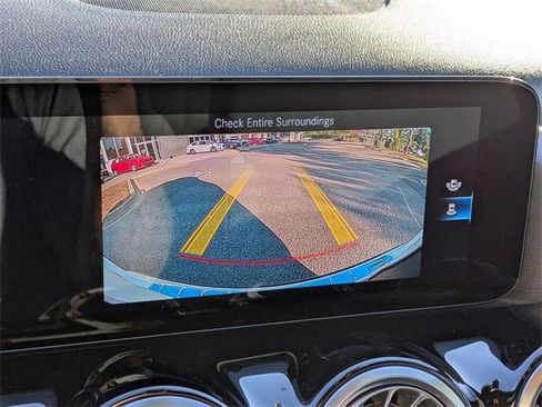 Used 2022 Mercedes-Benz GLA 35 AMG 4MATIC image 22