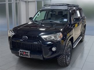 Used 2018 Toyota 4Runner SR5 video 1