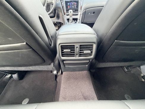 Used 2014 INFINITI Q50 AWD w/ Navigation Package image 19