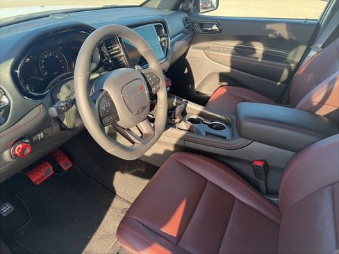 Used 2025 Dodge Durango GT image 16