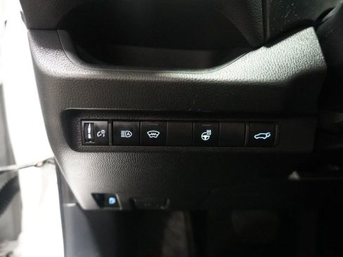 Used 2023 Toyota RAV4 SE w/ Weather & Moonroof Package image 10