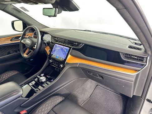 Used 2022 Jeep Grand Cherokee Summit image 30