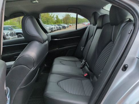 Used 2023 Toyota Camry SE FWD image 13