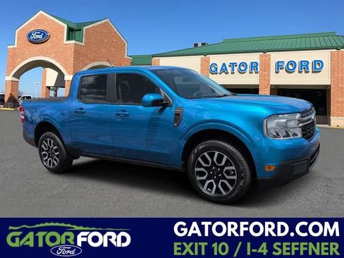 Certified 2022 Ford Maverick Lariat FWD image 1