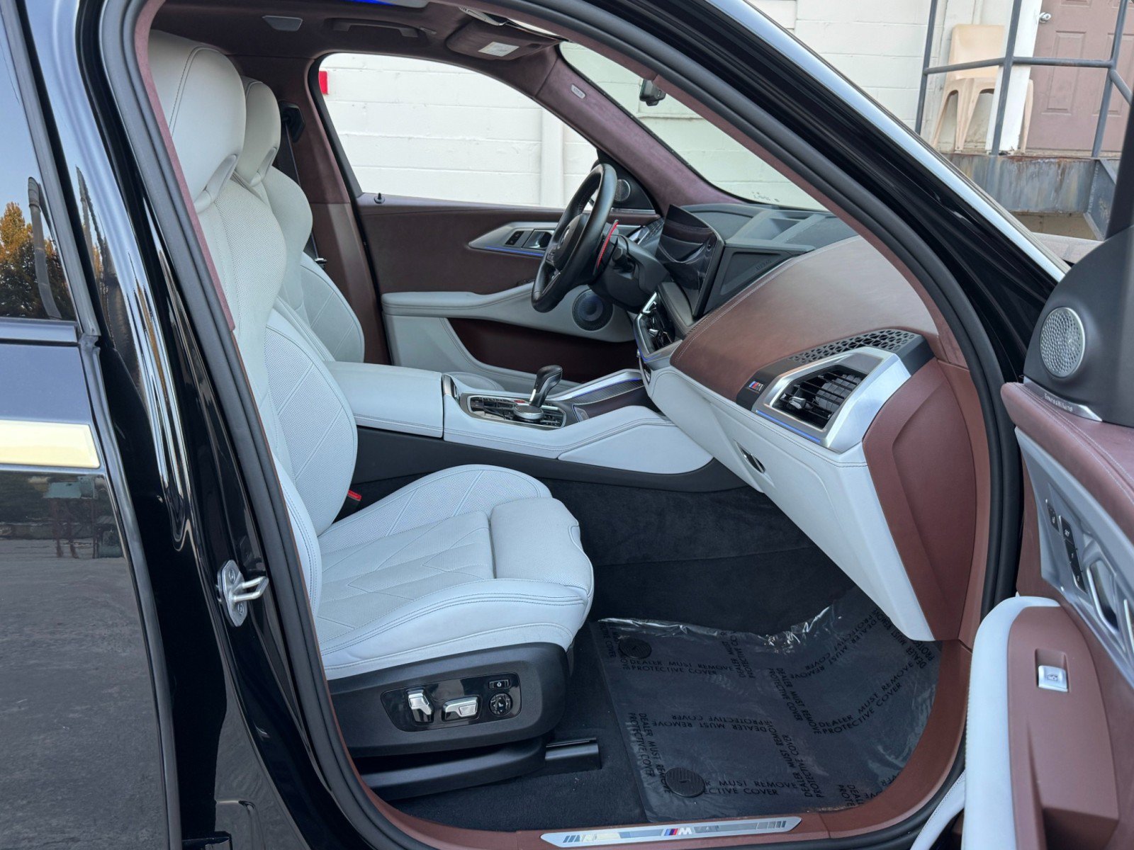 Used 2024 BMW XM w/ M Driver's Package AWD/4WD image 15
