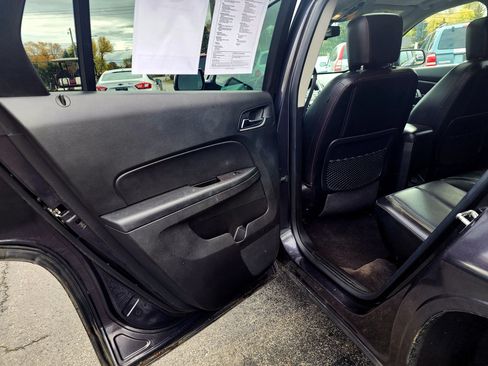 Used 2016 GMC Terrain SLT w/ Open Road Package AWD/4WD image 10