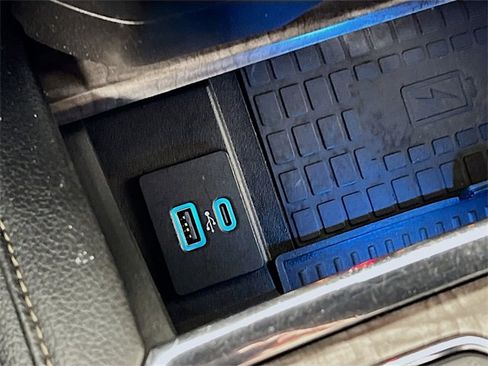 Used 2021 Ford Expedition Max Limited image 21