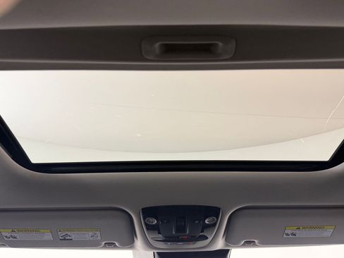 Used 2021 Kia Seltos SX w/ SX Sunroof Package AWD/4WD image 15