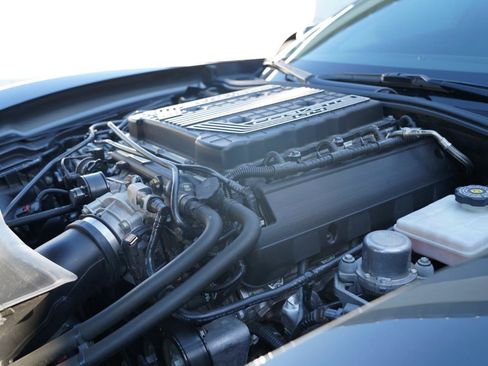 Used 2018 Chevrolet Corvette Z06 RWD image 38