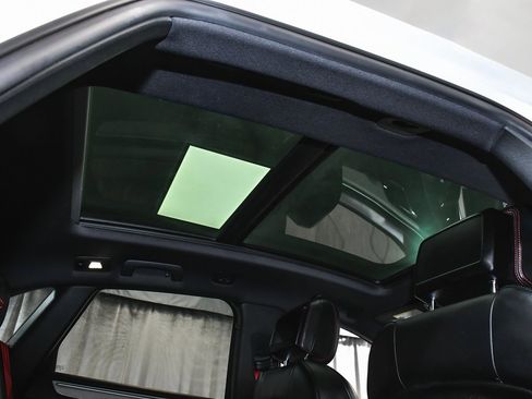 Used 2018 Porsche Macan GTS image 49