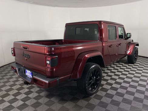 Used 2021 Jeep Gladiator Overland AWD/4WD image 8