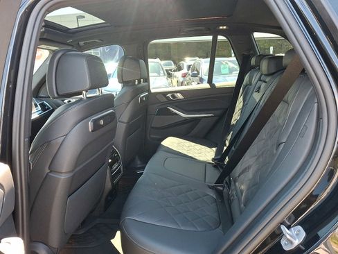Used 2026 BMW X5 xDrive40i w/ M Sport Package AWD/4WD image 11