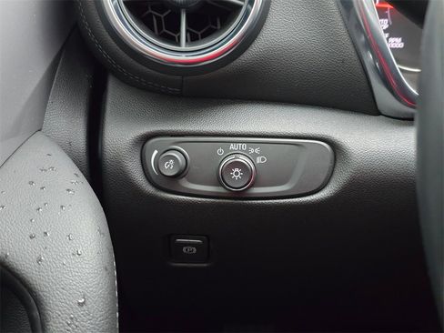 Used 2021 Chevrolet Blazer LT w/ Midnight/Sport Edition image 33