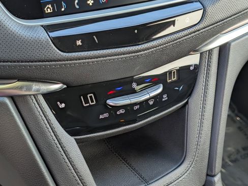 New 2026 Cadillac XT5 Luxury image 26