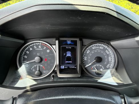 Used 2023 Toyota Tacoma TRD Sport RWD image 29