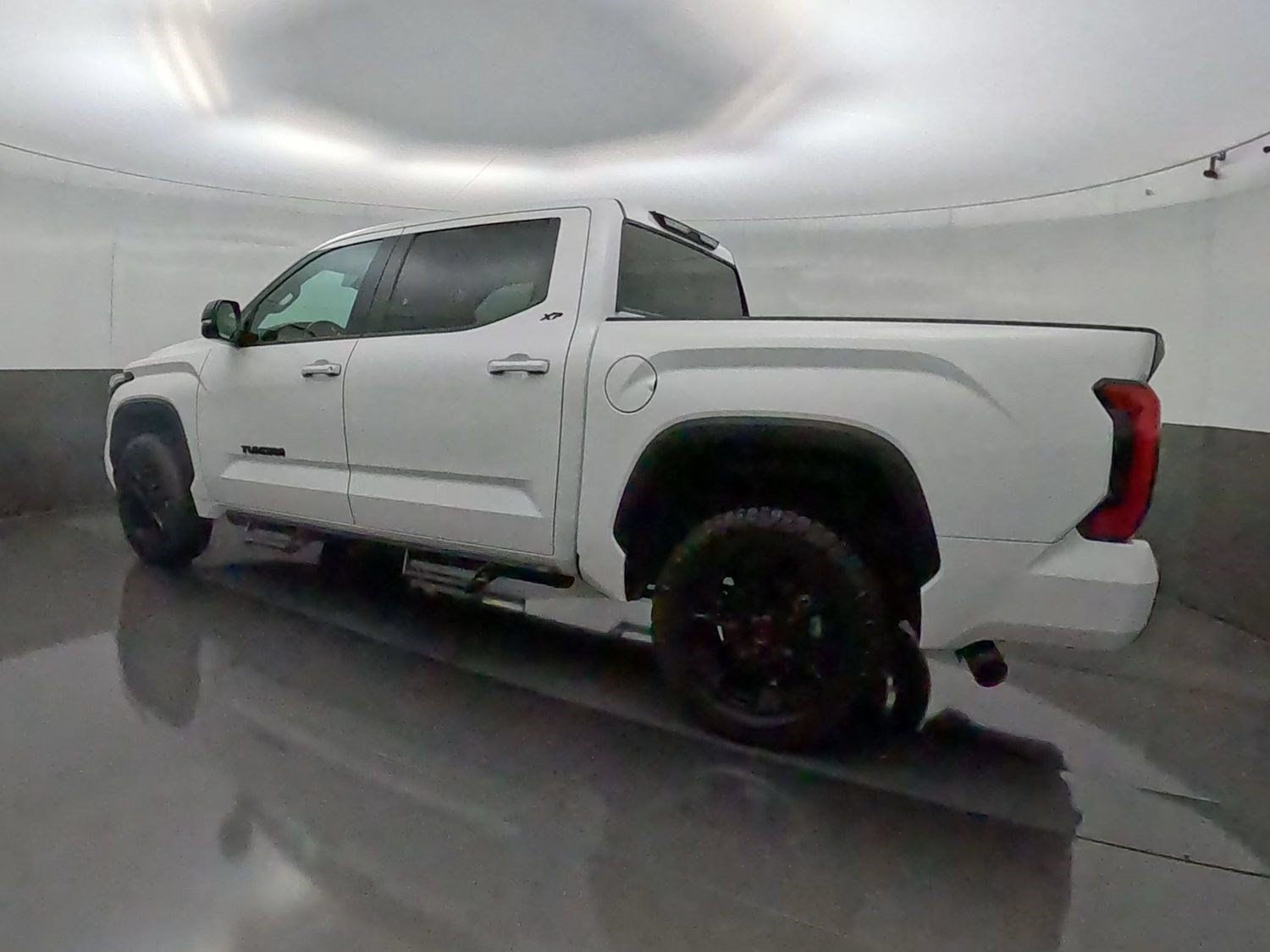 Used 2024 Toyota Tundra SR5 w/ SR5 Premium Package AWD/4WD image 7