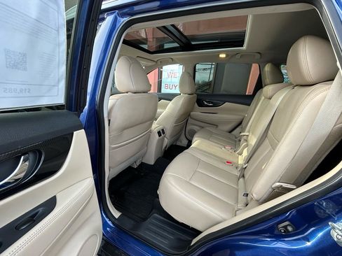 Used 2019 Nissan Rogue SL w/ Premium Package image 20