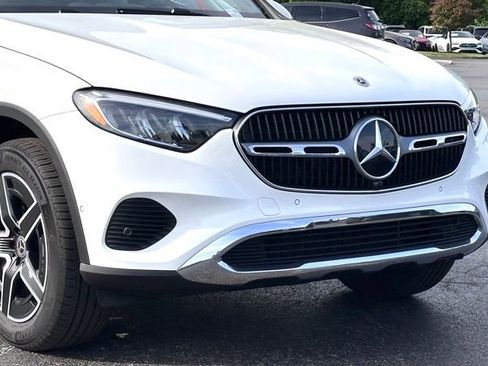 Certified 2026 Mercedes-Benz GLC 300 4MATIC image 2