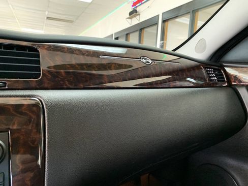 Used 2013 Chevrolet Impala LT w/ LT Sunroof Package image 18