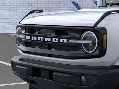 New 2026 Ford Bronco Outer Banks AWD/4WD image 19