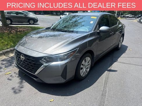 Used 2024 Nissan Sentra S w/ Lighting Package FWD image 11